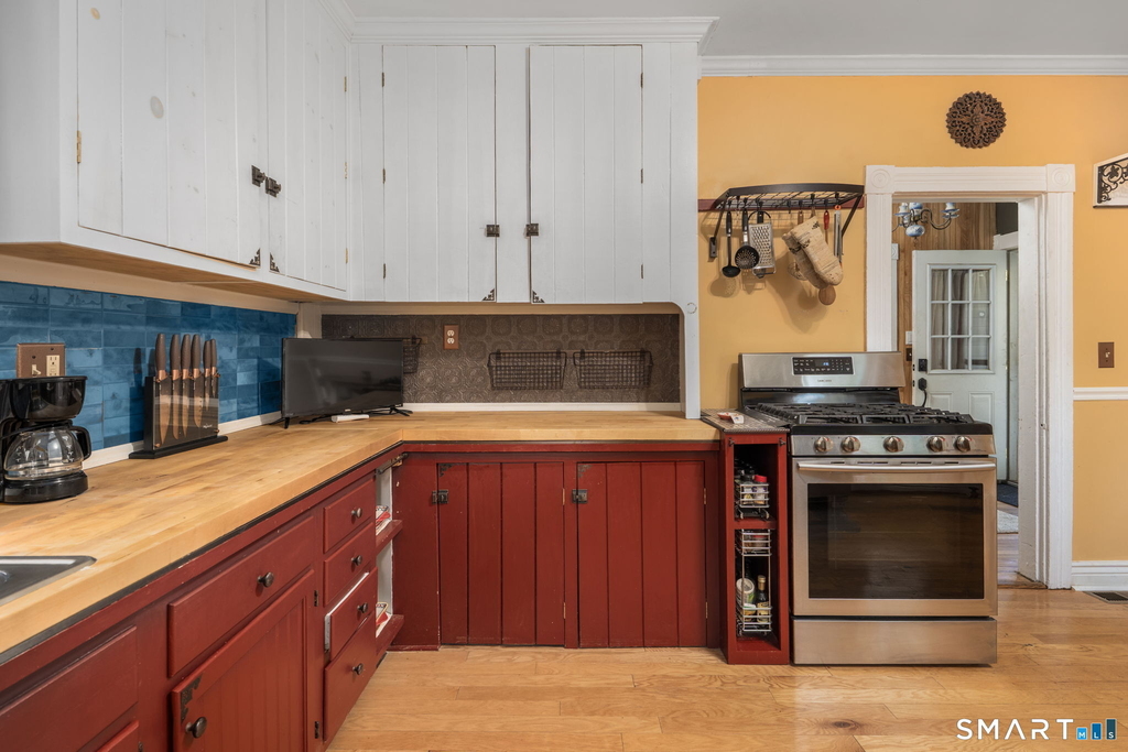 19 Florence Street - Photo 3