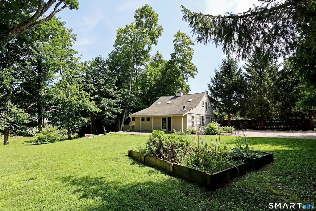 15 Maple Shade Road - Photo 2