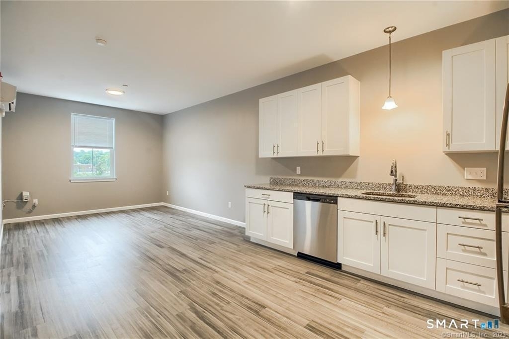 9 Steele Boulevard - Photo 5