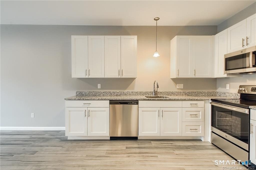 9 Steele Boulevard - Photo 8