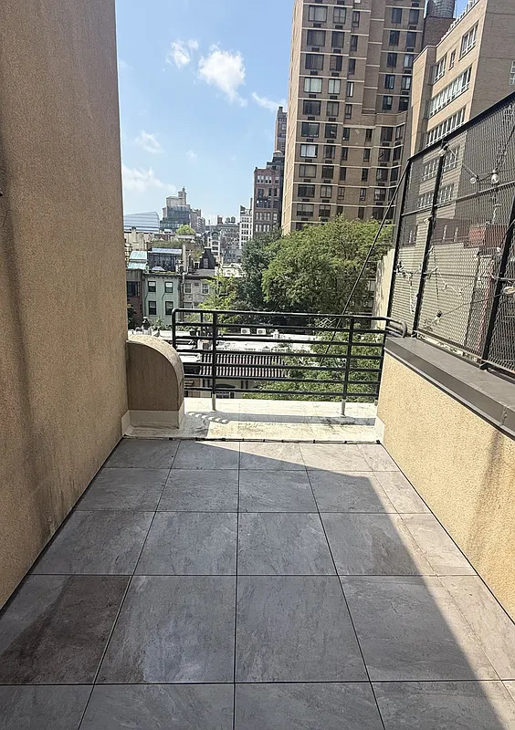 117 East 31st Street - Photo 8
