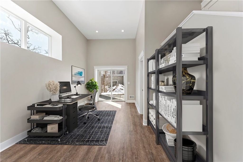 1827 Chessland Street - Photo 32