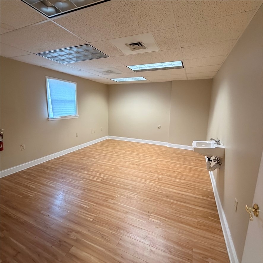 2020 Main Street - Photo 4