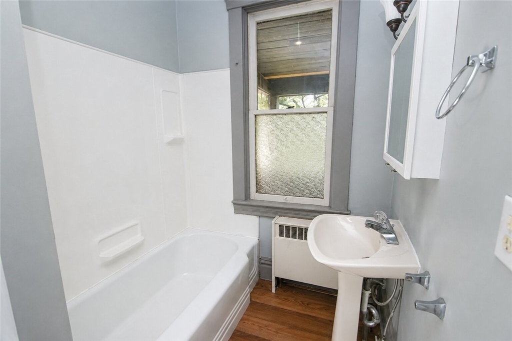 39 Kenmore Ave - Photo 8