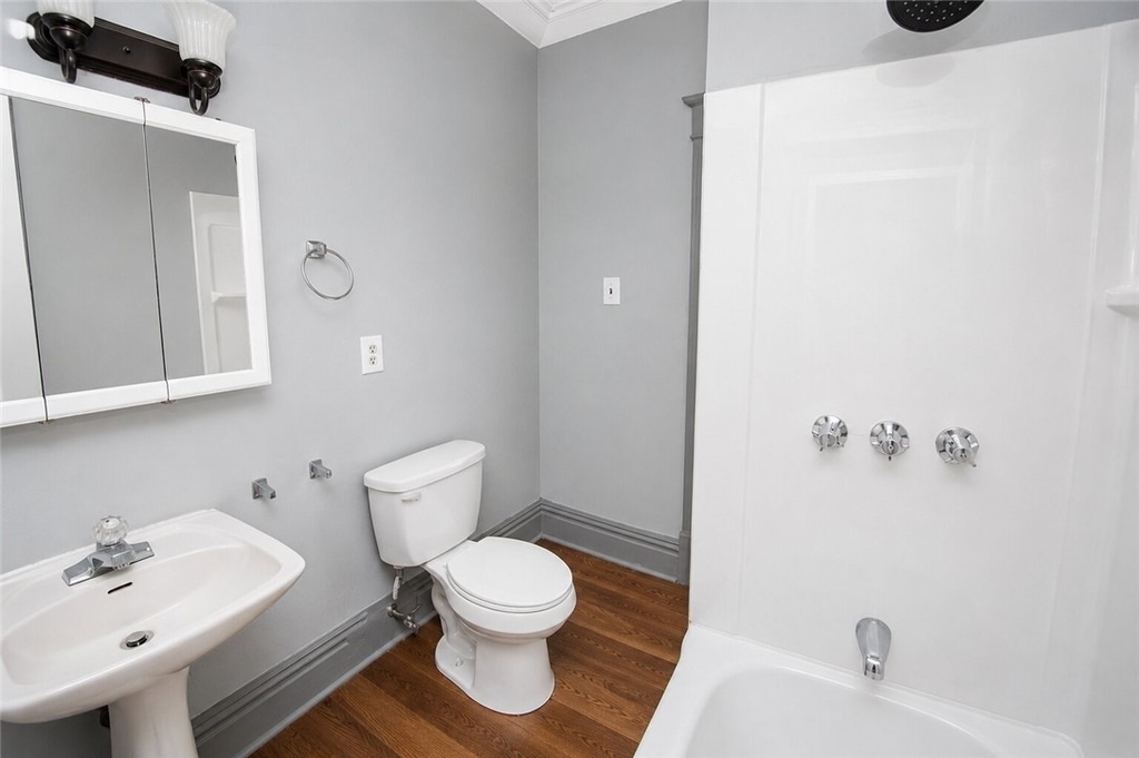 39 Kenmore Ave - Photo 9