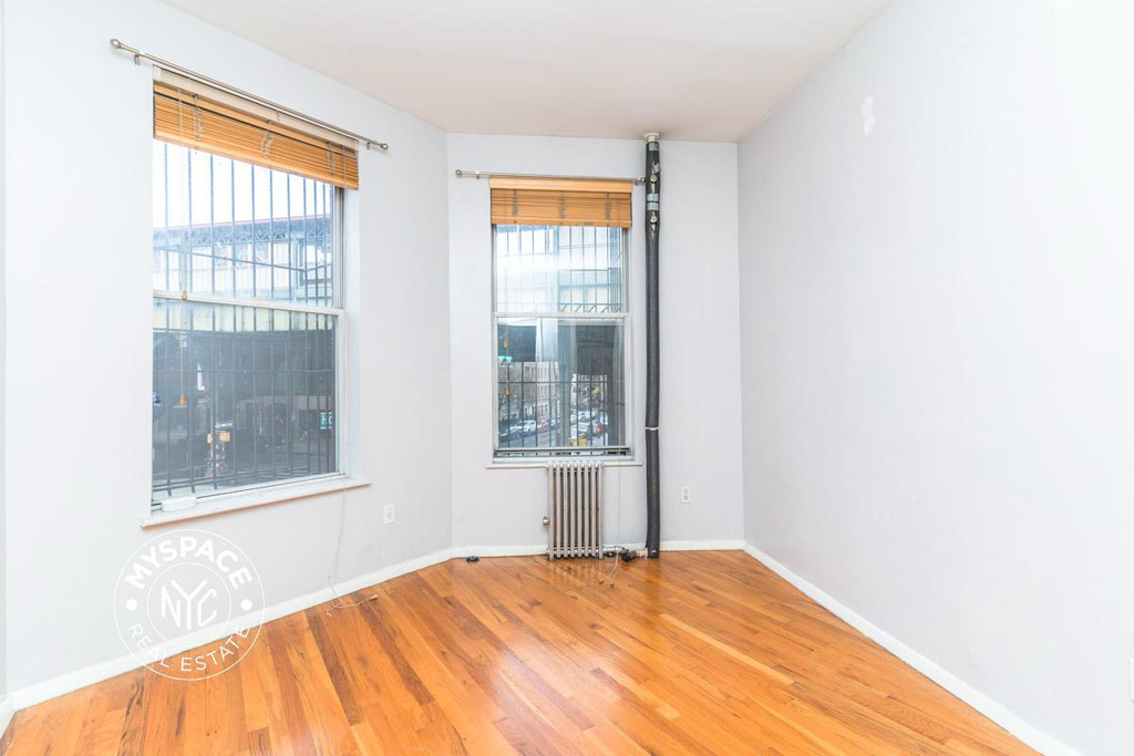 302 Hooper Street - Photo 6