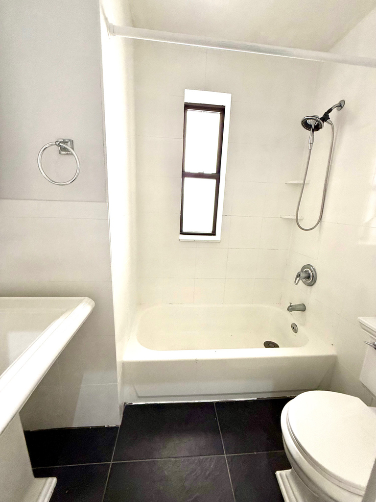 215 East 23rd Street - Photo 2