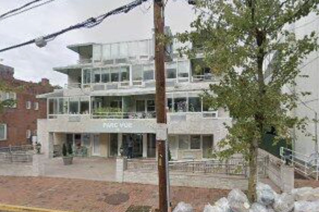 237 Great Neck Road - Photo 0