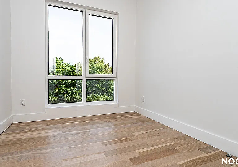 193 Graham Avenue - Photo 8