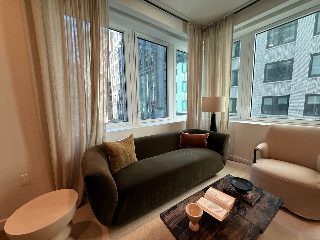 180 Pearl Street - Photo 1