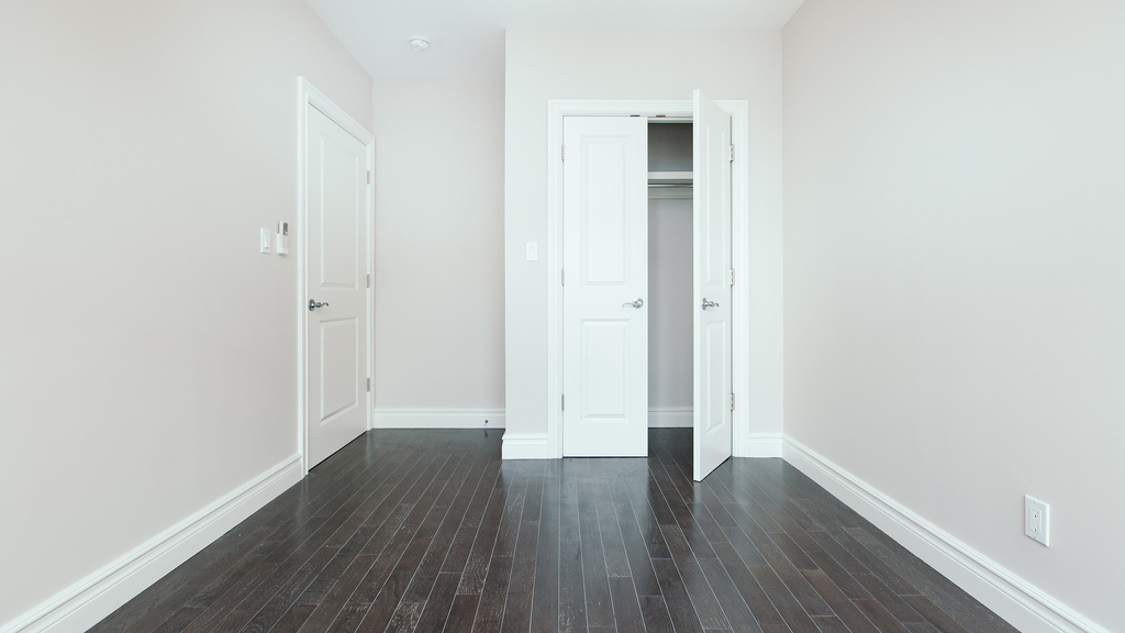 439 Knickerbocker Ave - Photo 5