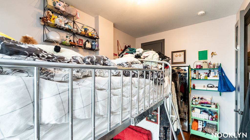 1461 Gates Ave - Photo 13