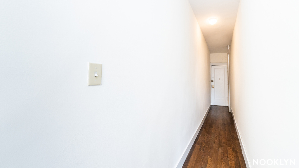 203 17th St - Photo 4