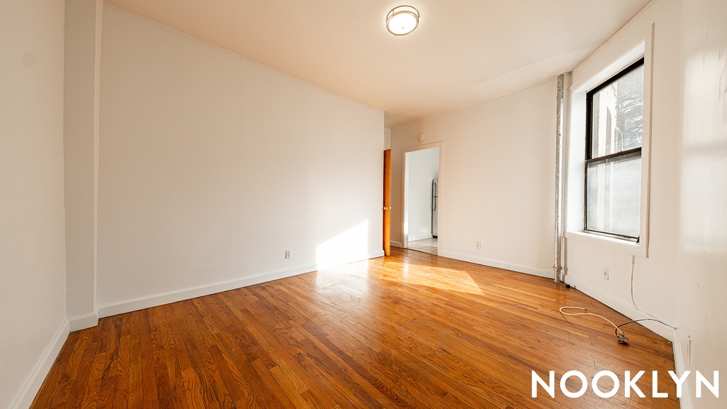 203 17th St - Photo 0