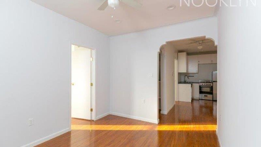 102 Albemarle Rd - Photo 5