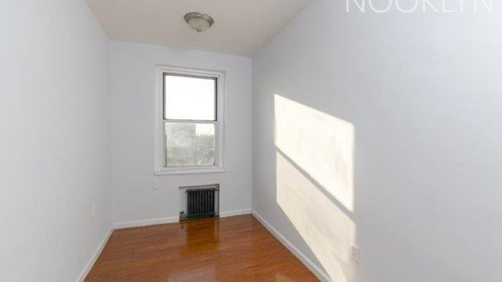 102 Albemarle Rd - Photo 4