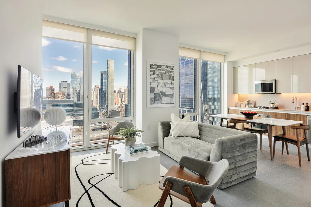 West 30th Street - Photo 10
