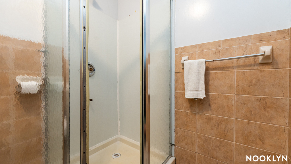 371 Kosciuszko St - Photo 10