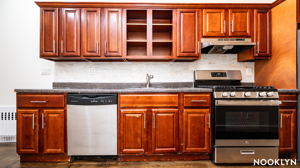 243 Irving Ave - Photo 9