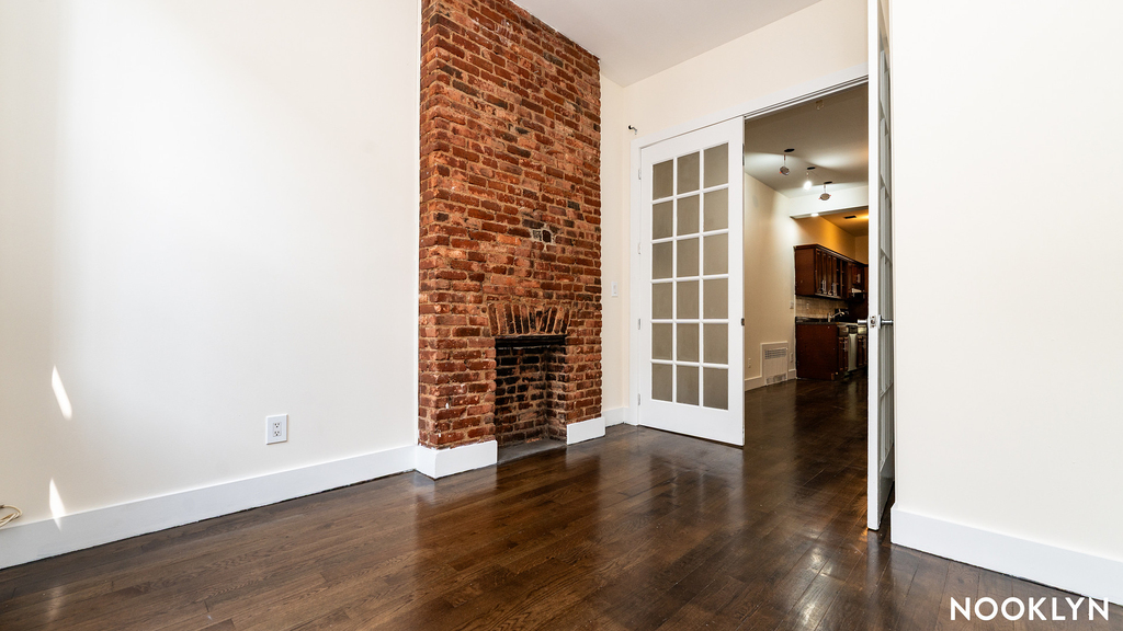 243 Irving Ave - Photo 8