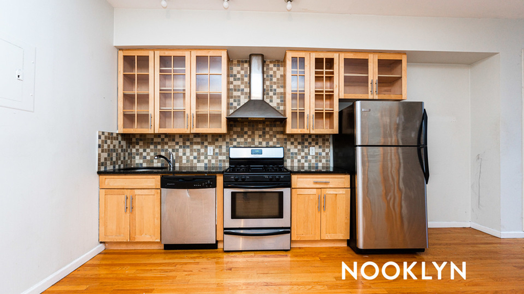 18 Goodwin Pl - Photo 16