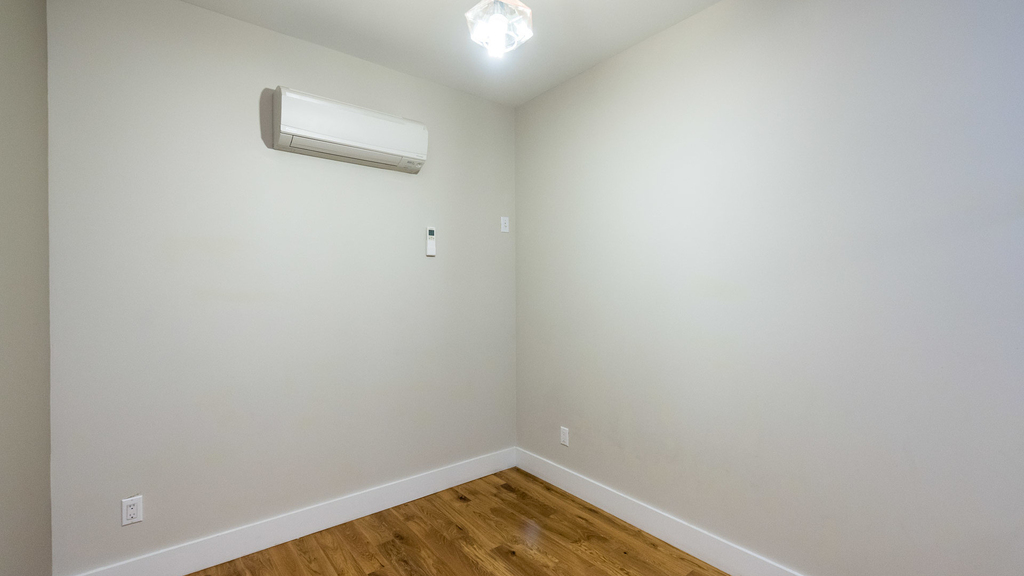 360 Central Ave - Photo 5