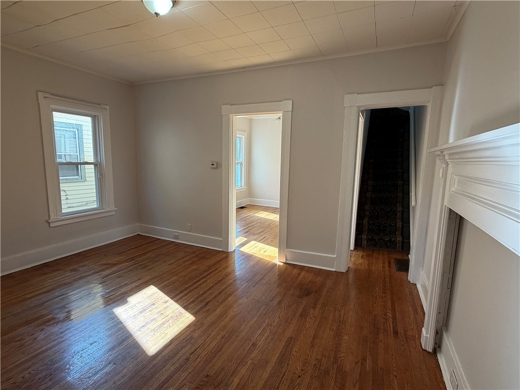 223 Hamilton Street - Photo 2