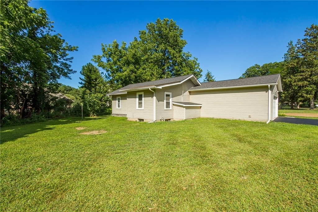 617 Dewitt Road - Photo 28