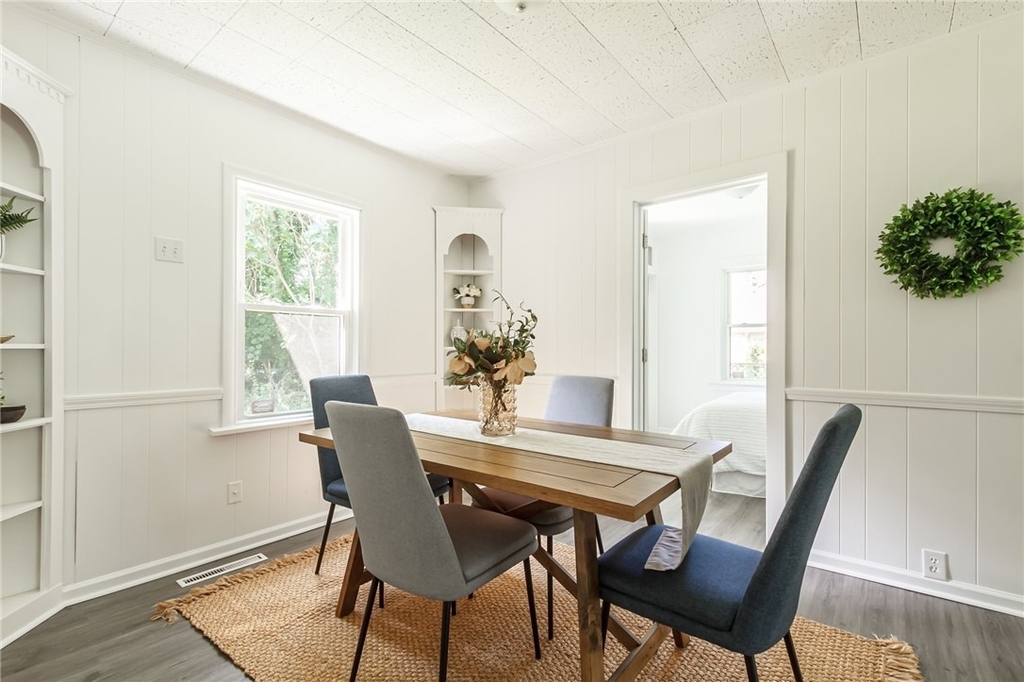 617 Dewitt Road - Photo 16