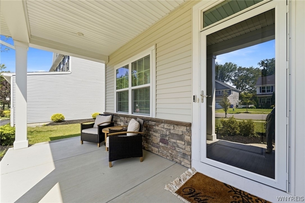 100 Lynette Lane - Photo 3