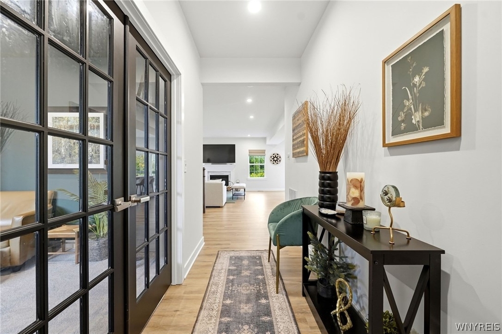 100 Lynette Lane - Photo 5