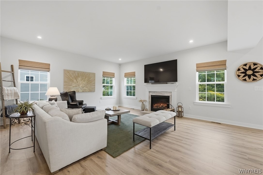 100 Lynette Lane - Photo 11