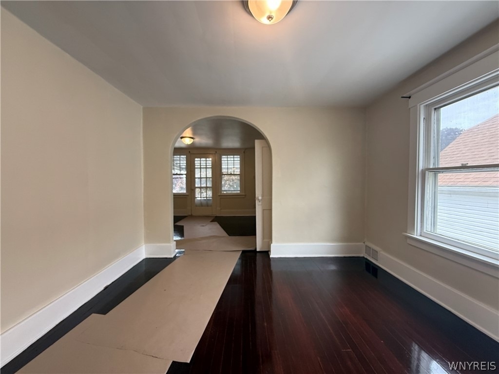63 Wright Avenue - Photo 4
