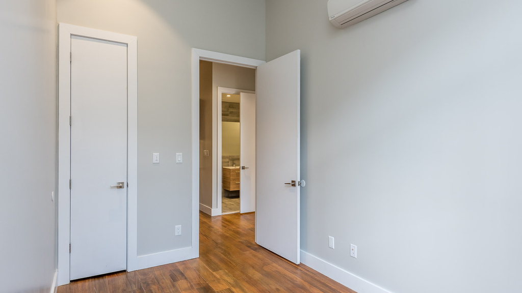228 Kingsland Ave - Photo 11