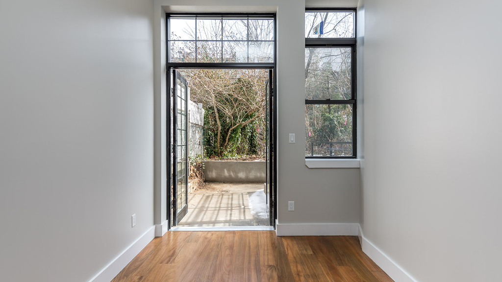 228 Kingsland Ave - Photo 7
