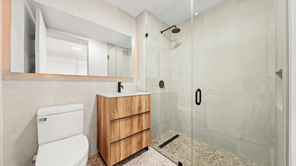 828 Metropolitan Ave - Photo 10