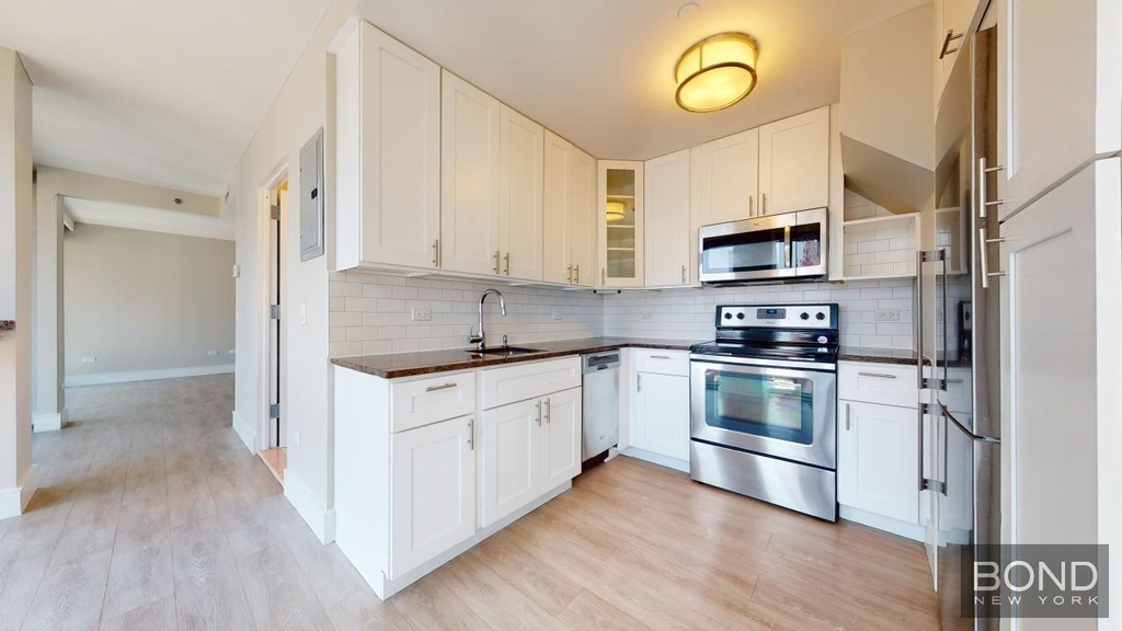 East 34th Street - Photo 6