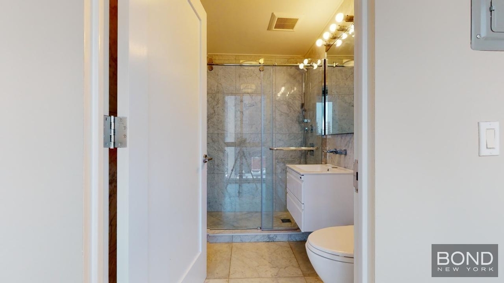 East 34th Street - Photo 5
