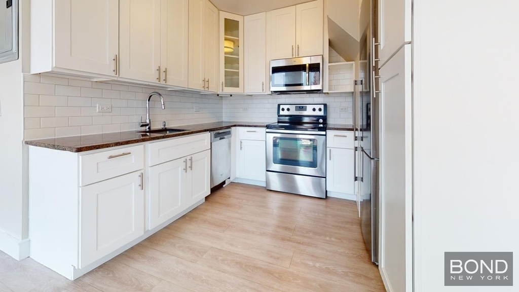 East 34th Street - Photo 14
