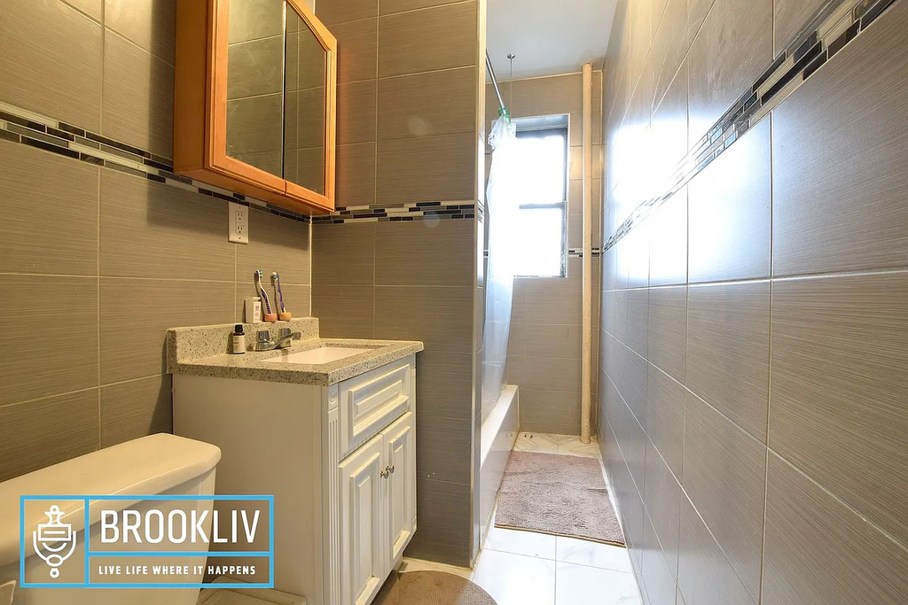 668 Hancock Street - Photo 6