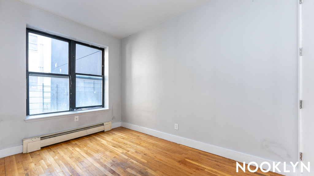 680 Monroe St - Photo 18