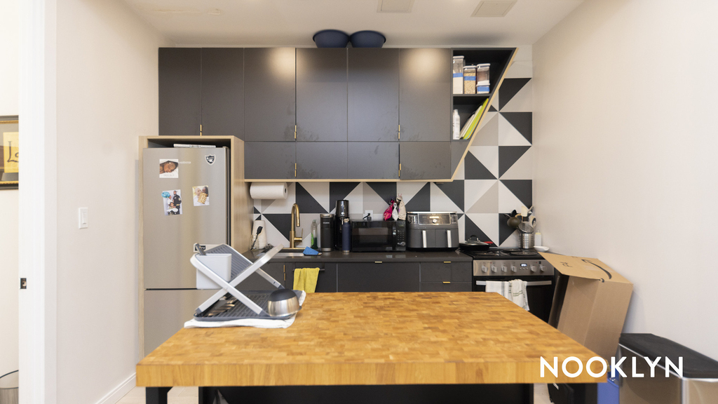 978 Kent Ave - Photo 12