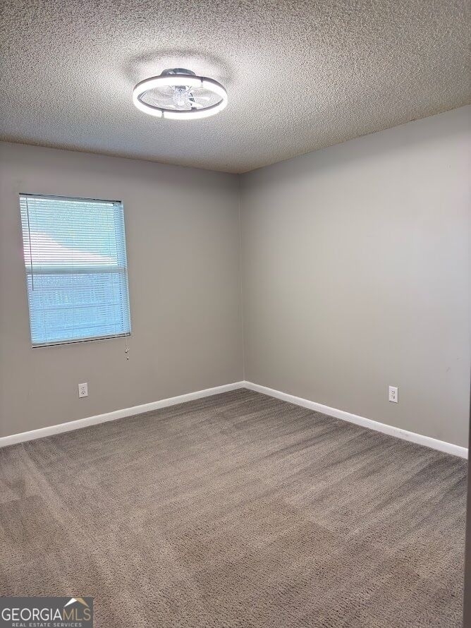 137 Royal Circle - Photo 12