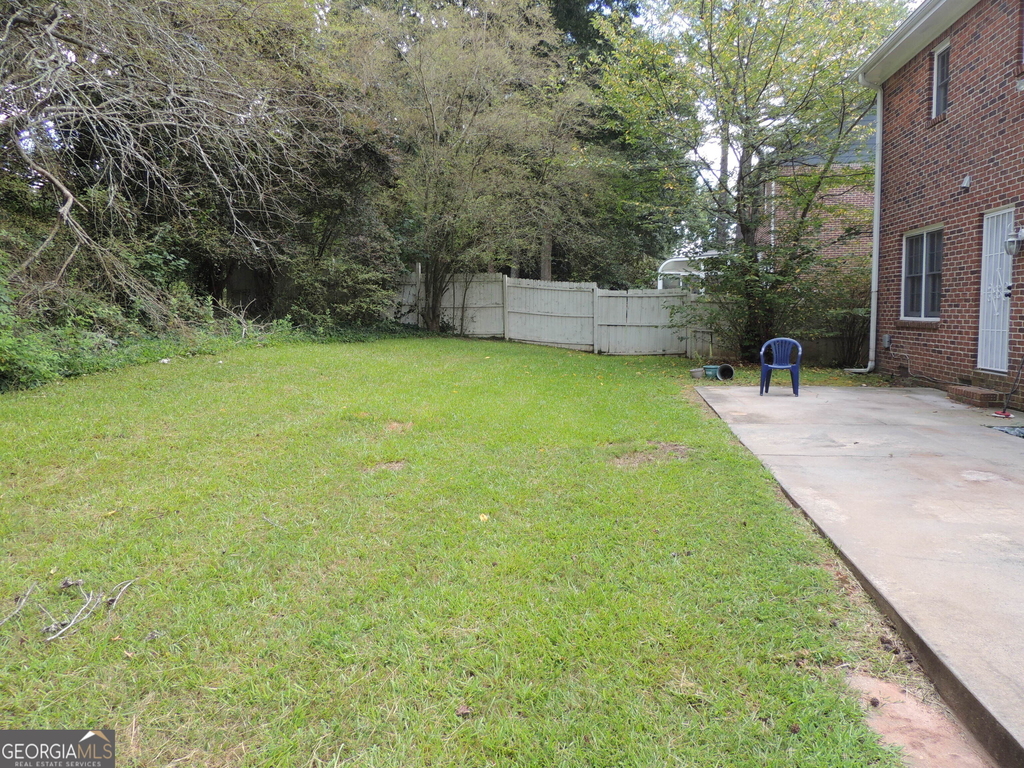 6336 Phillips Place - Photo 2