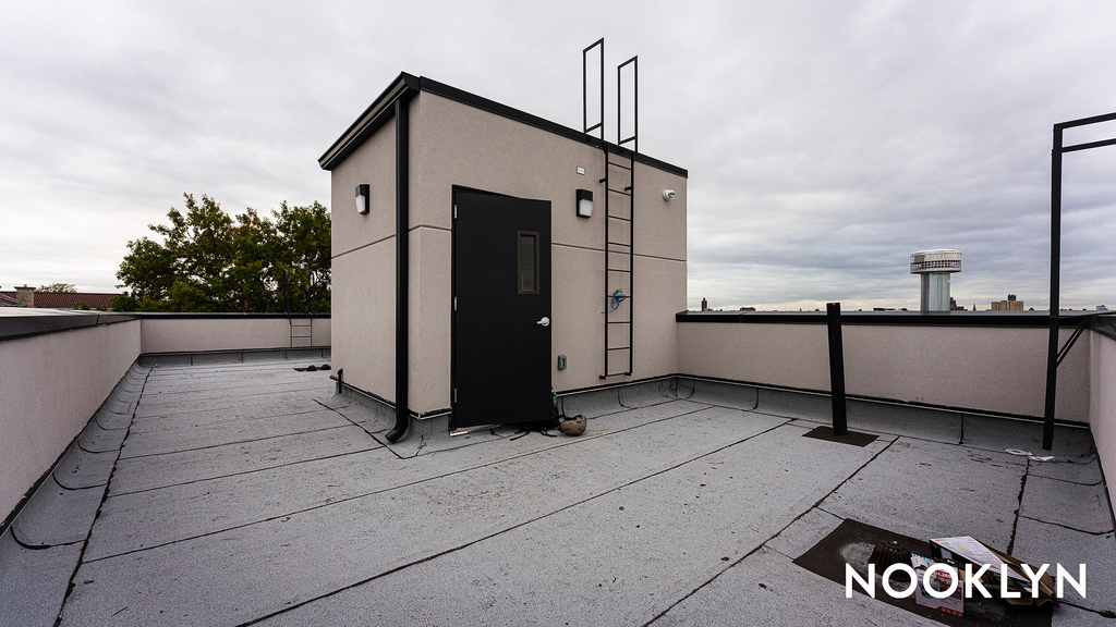 1354 Jefferson Ave - Photo 12