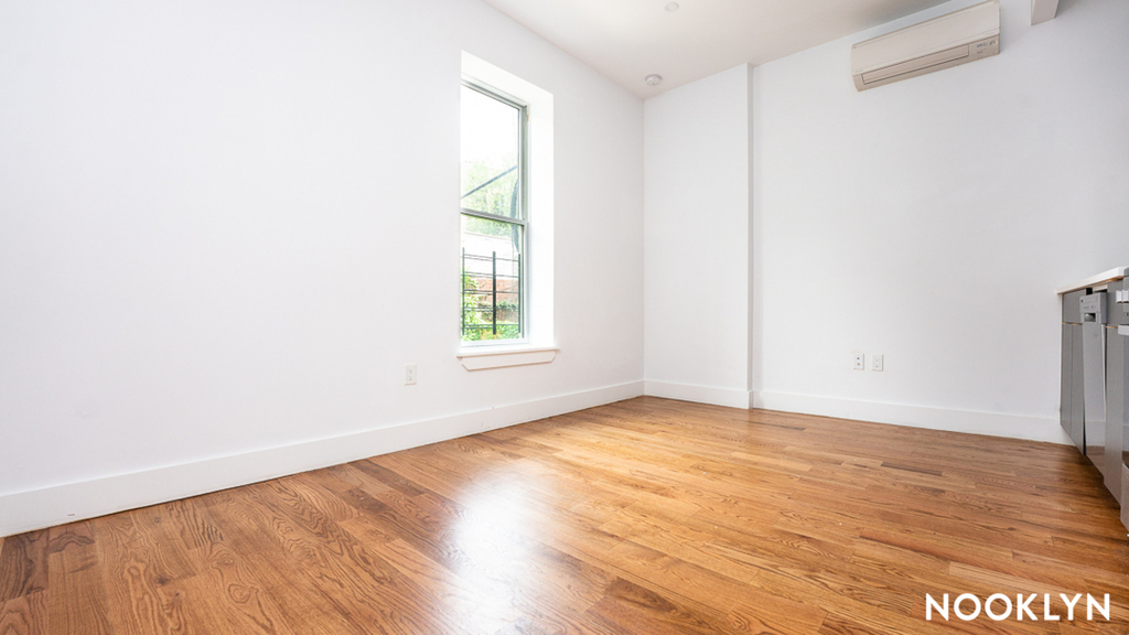 791 Sterling Pl - Photo 2