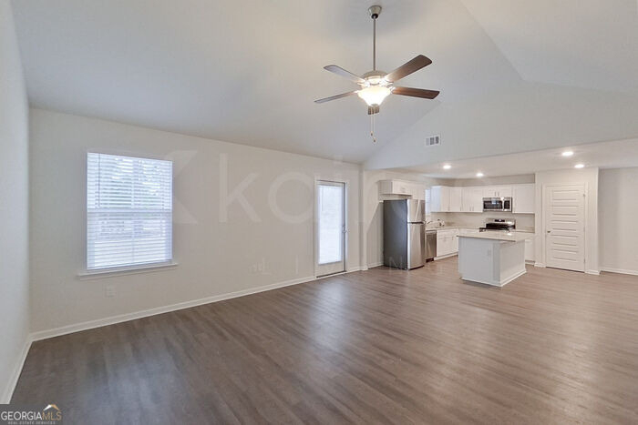114 Western Red Cedar Drive - Photo 2