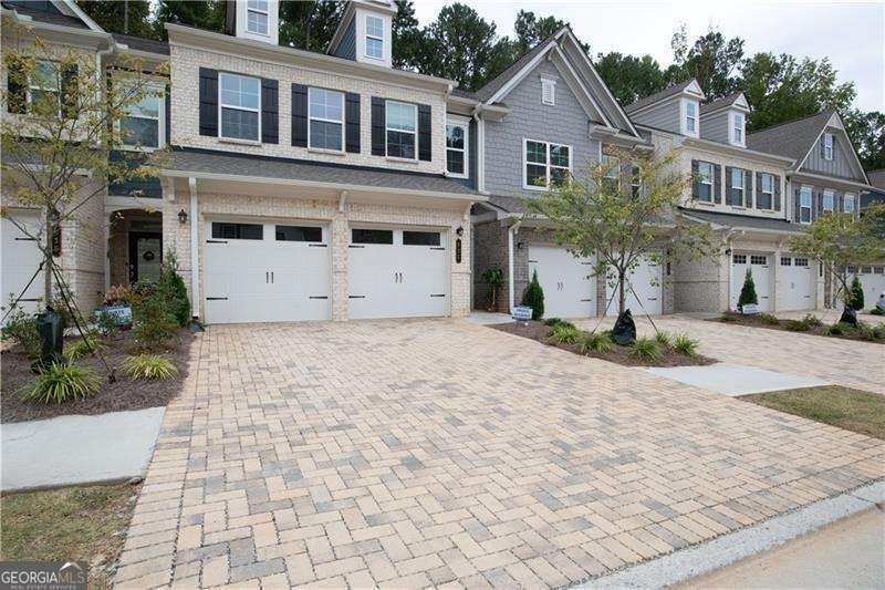 525 Duval Drive - Photo 0