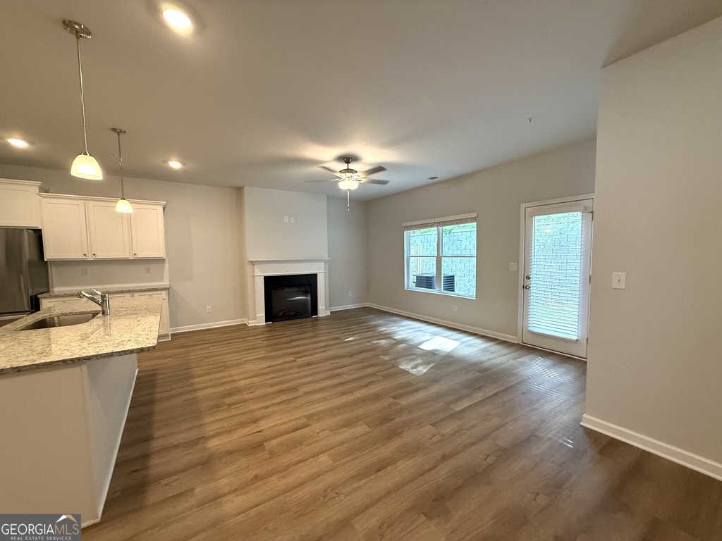 401 Lanier Circle - Photo 9