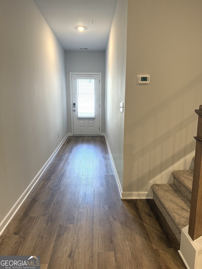 401 Lanier Circle - Photo 1